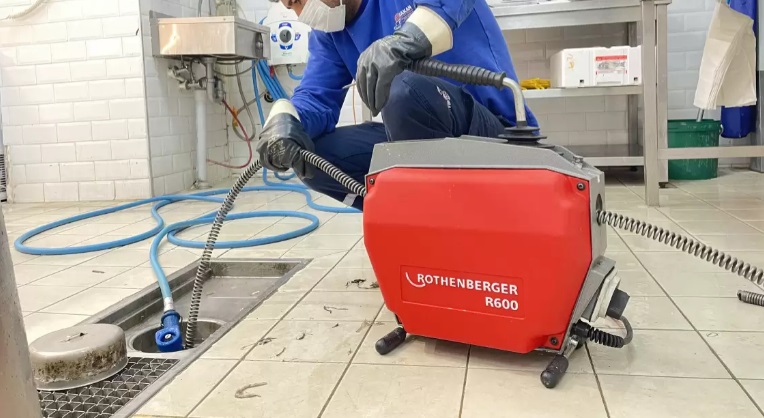 Ümraniye Tesisatci Gider Mutfak Açmak 